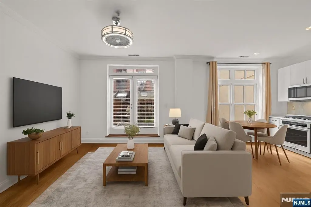 104 York Street 2A, Jersey City, NJ 07302 - #1