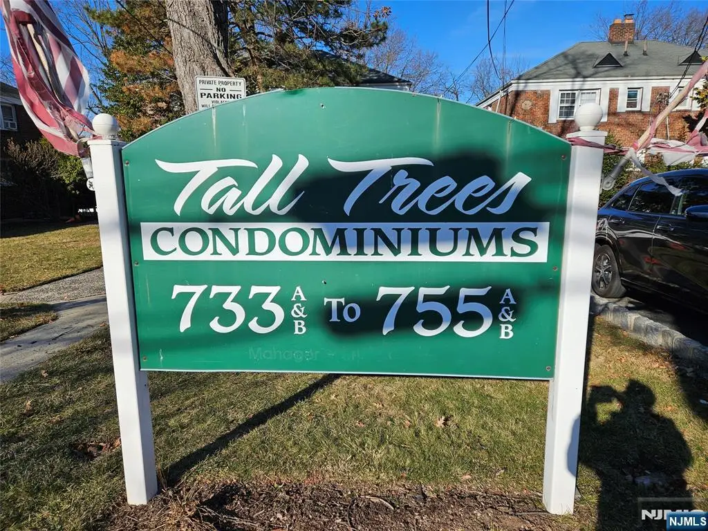 747 BROAD Avenue B, Ridgefield, NJ 07657 - Image #1