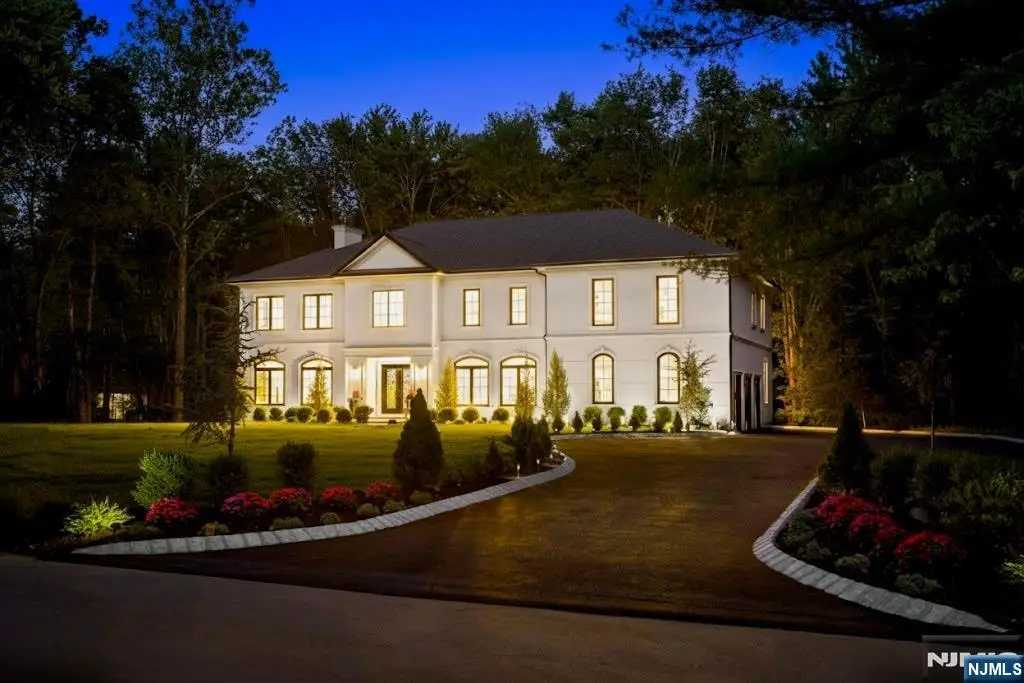 16 Old Farms Road, Saddle River, NJ 07458 - Image #1