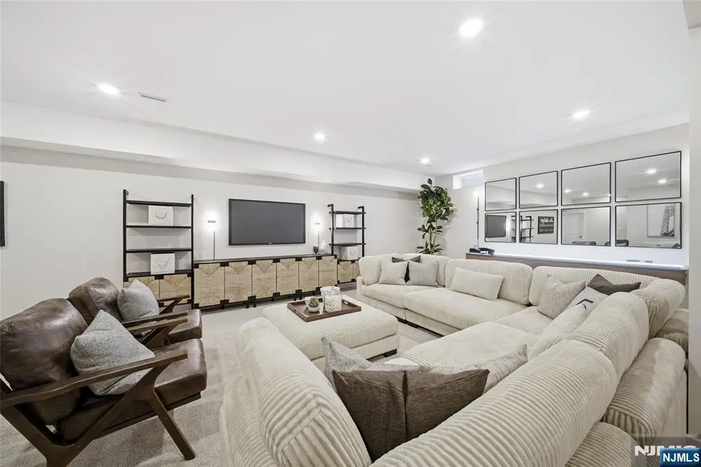 2 Belmont Place, Oakland, NJ 07436 - Image #1