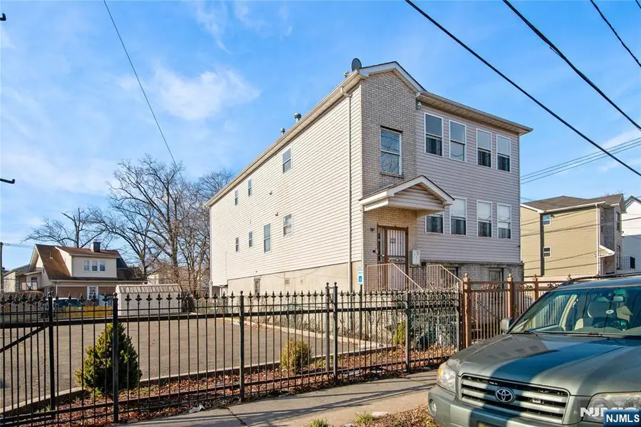 219-221 Clinton Place, Newark, NJ 07112 - Image #2