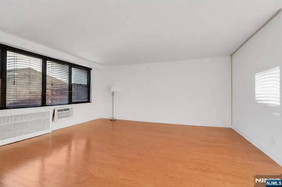 500 Central Avenue 207, Union City, NJ 07087 - Image #2