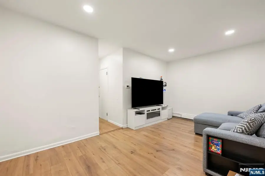 202 Devon Street, Kearny, NJ 07032 - #3