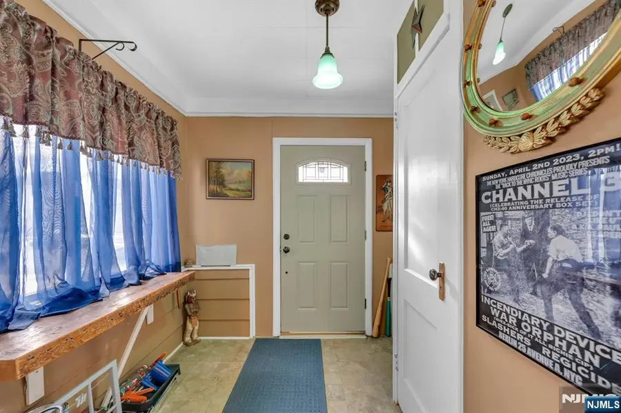 631 6th Avenue, Lyndhurst, NJ 07071 - Image #3