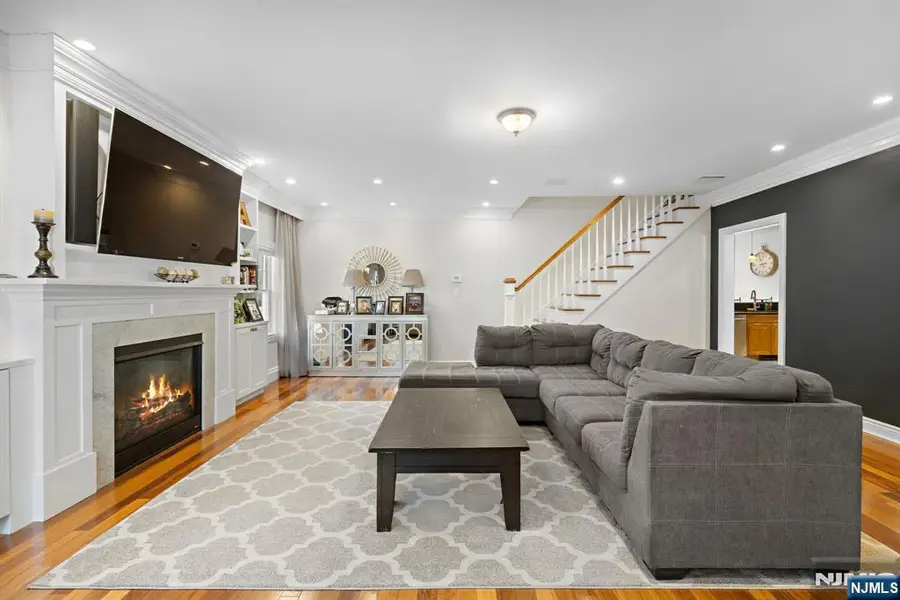 270 Hamilton Avenue, Hasbrouck Heights, NJ 07604 - Image #2