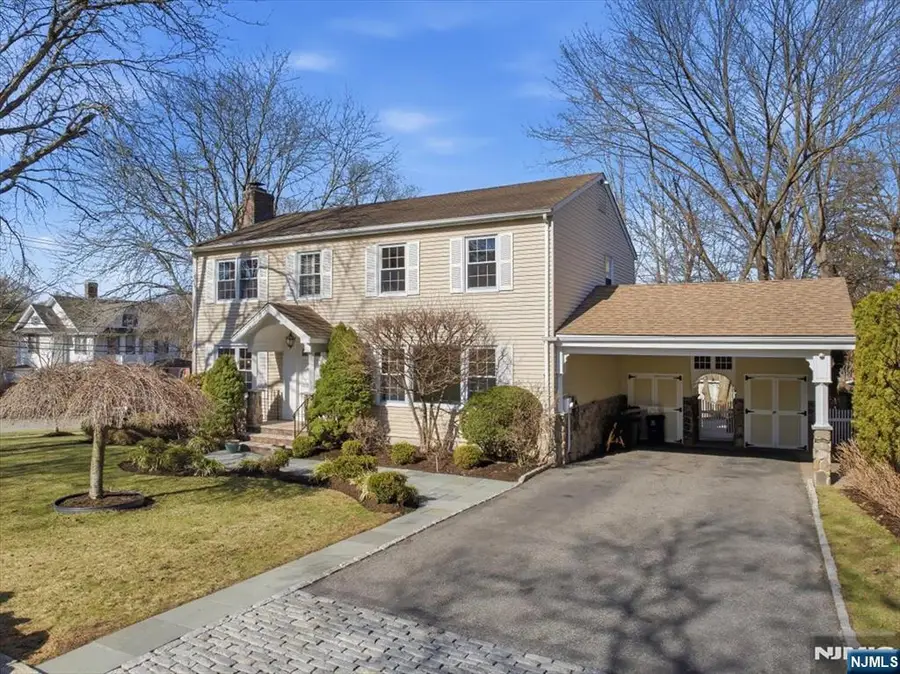 5 Michele Court, Cresskill, NJ 07626 - #3