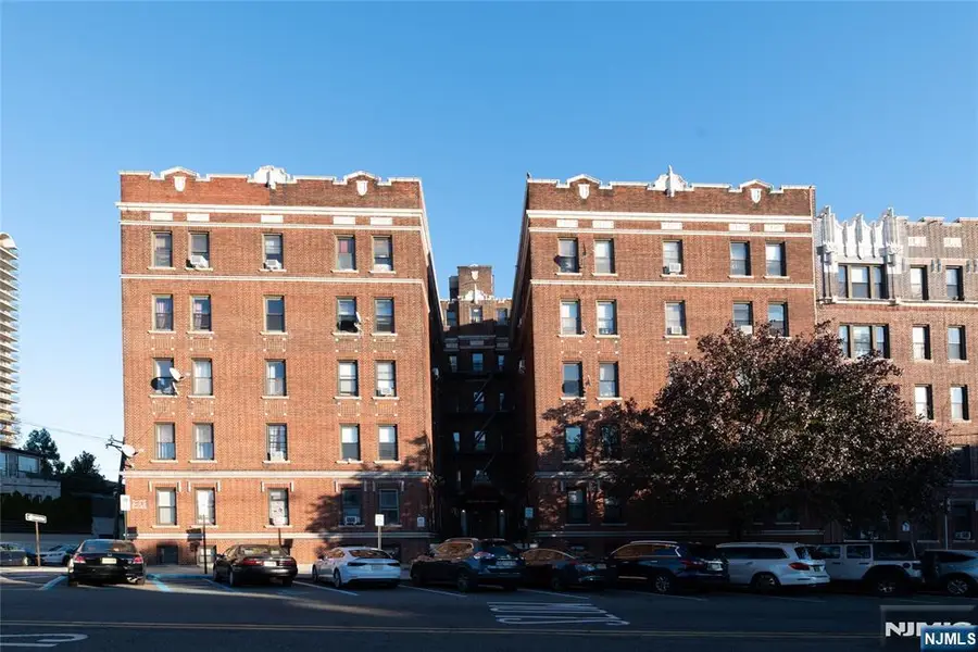 7612 Park Avenue C4, North Bergen, NJ 07047 - Image #2