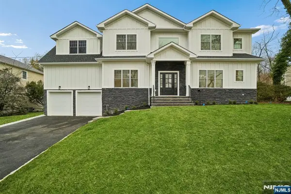 19 Tilden Court, Livingston, NJ 07039