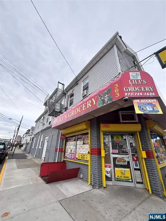 365 10th Avenue, Paterson, NJ 07514 - Image #2