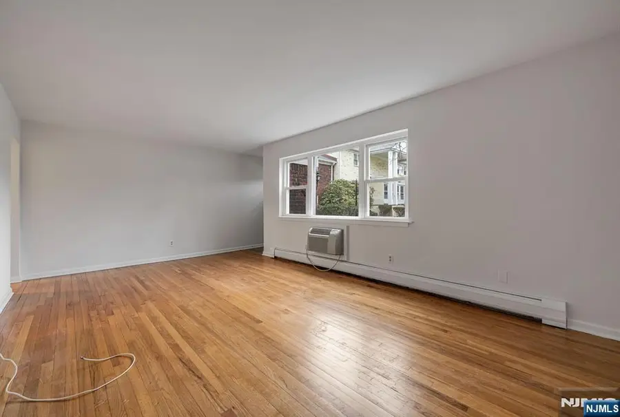 121 Regency Park, Ramsey, NJ 07446 - Image #3