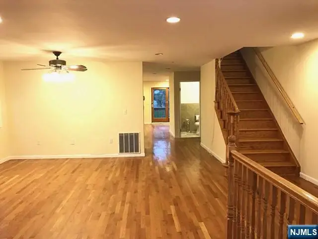 441 Hillcrest Place, Palisades Park, NJ 07650 - Image #3