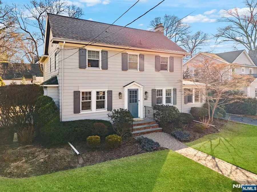 163 Hampton Place, Ridgewood, NJ 07450 - Image #2