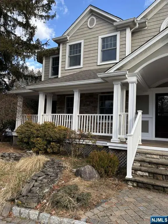 124 Coopers Lane, River Vale, NJ 07675 - Image #3