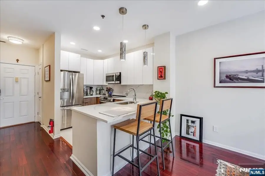 26 Ave At Port Imperial 213, West New York, NJ 07093 - #3