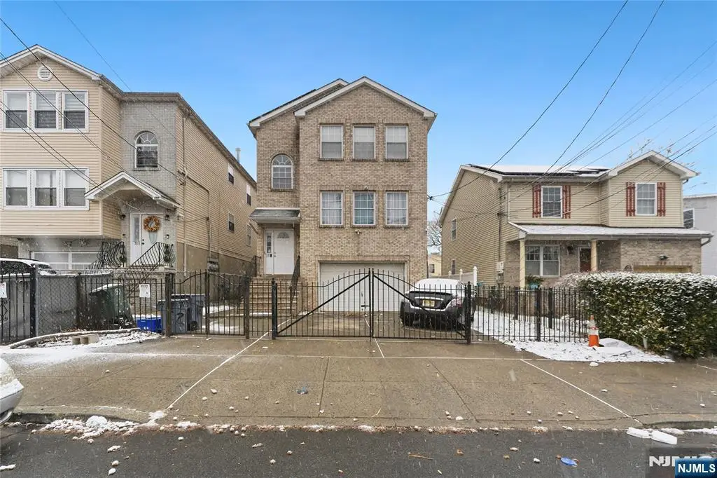 721 S 19th Street, Newark, NJ 07103 - Image #1