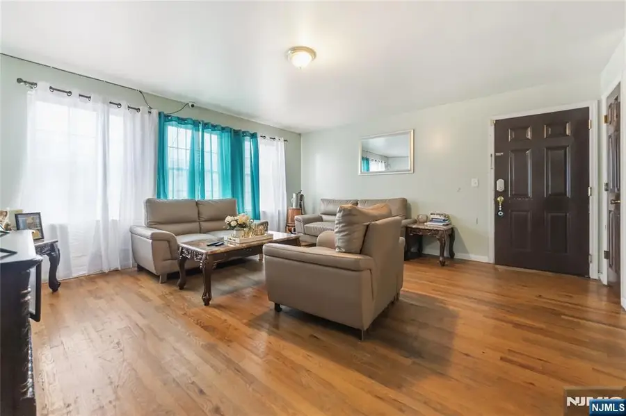 721 S 19th Street, Newark, NJ 07103 - Image #3