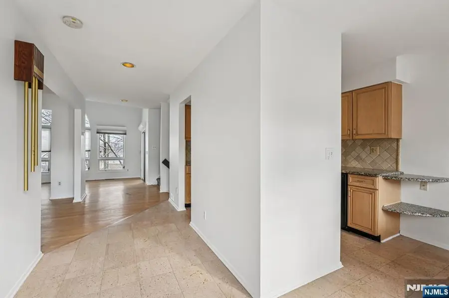 39 Cedarwood, Woodland Park, NJ 07424 - #3