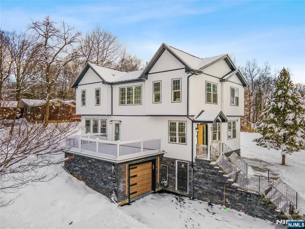 10 Old Rifle Camp Road, Woodland Park, NJ 07424 - Image #1