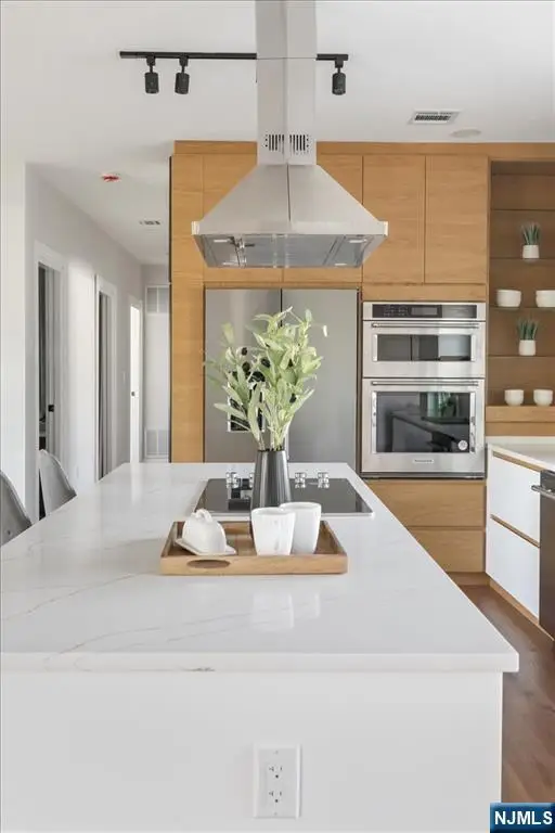 27 Sullivan Drive, Emerson, NJ 07630 - #3