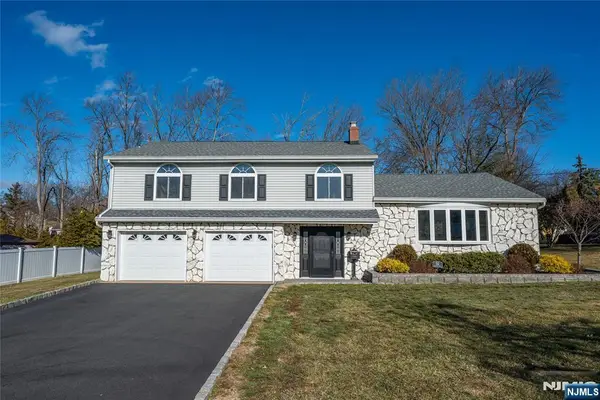 51 Carlisle Road, Wayne, NJ 07470