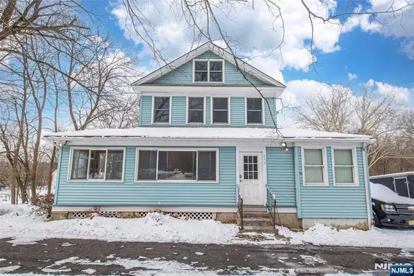 573 Wyckoff Avenue, Mahwah, NJ 07430