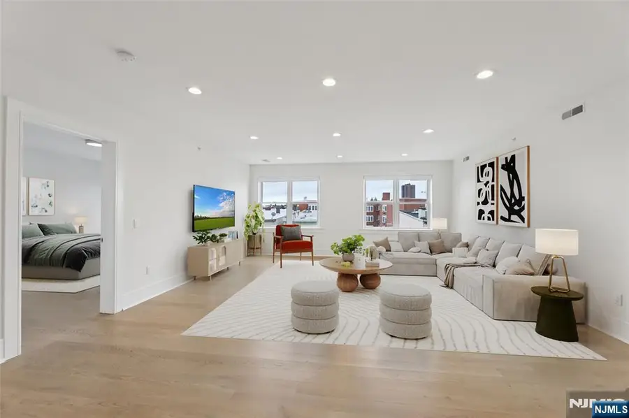 209-211 Hackensack Plank Road 5B, Weehawken, NJ 07086 - Image #3