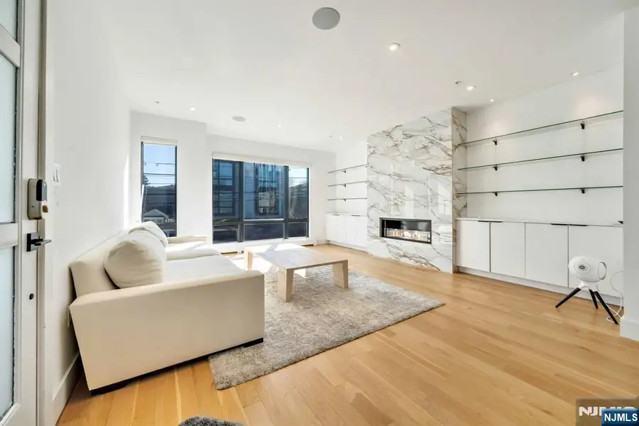 279 Myrtle Avenue, Fort Lee, NJ 07024 - #3