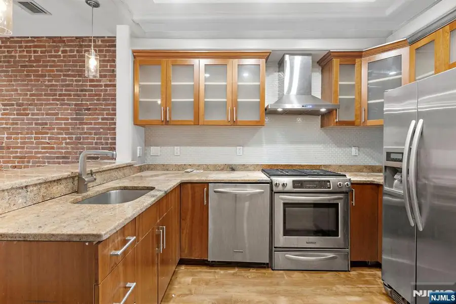 933 Garden Street 3, Hoboken, NJ 07030 - #2