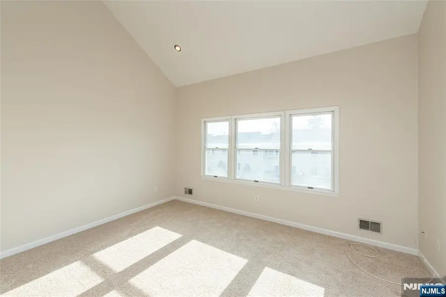 45 Royal Avenue 36, Hawthorne, NJ 07506 - #3