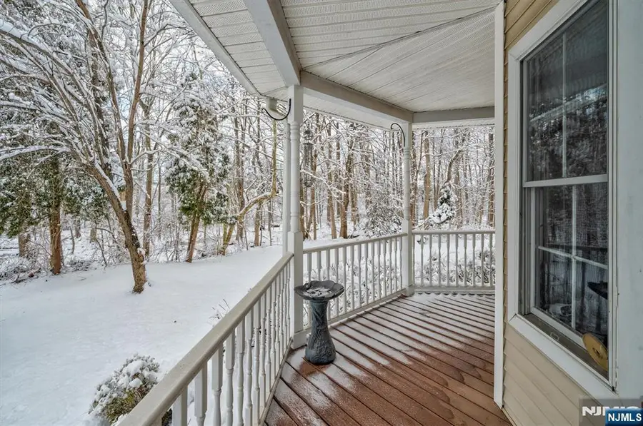 15 Paradise Place C0008, Roseland, NJ 07068 - Image #3