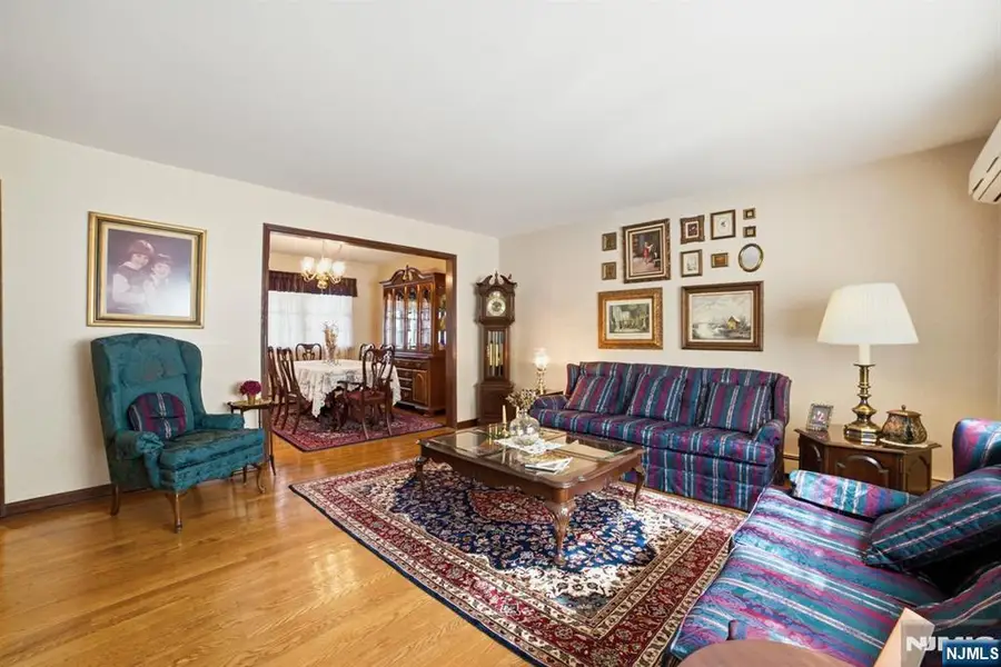 36 Page Drive, Oakland, NJ 07436 - #3