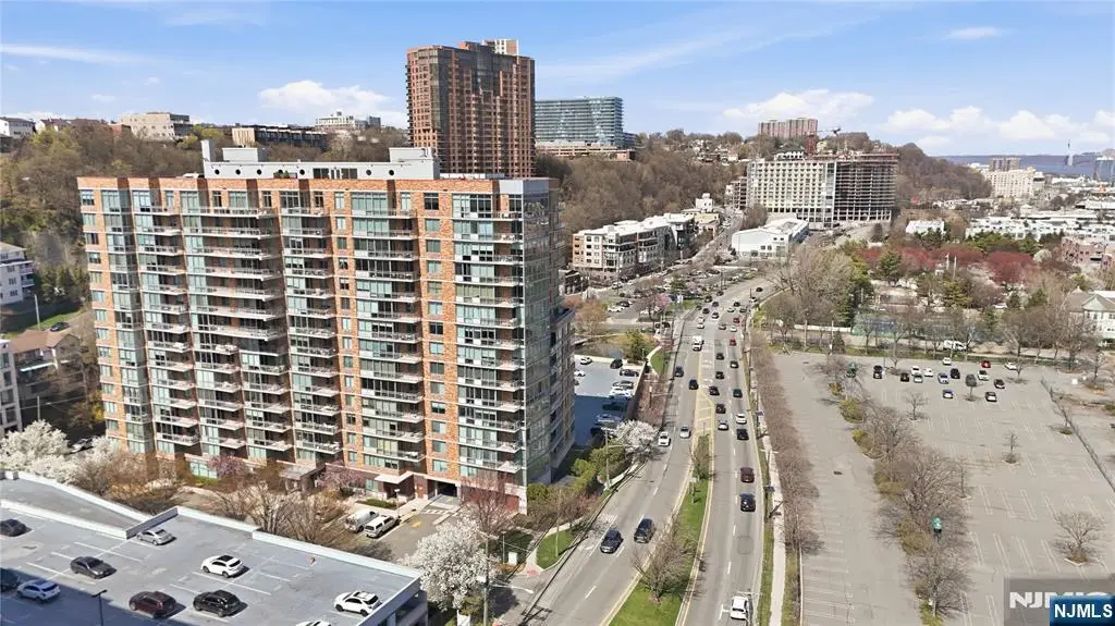 1008 Hudson Park, Edgewater, NJ 07020 - #1