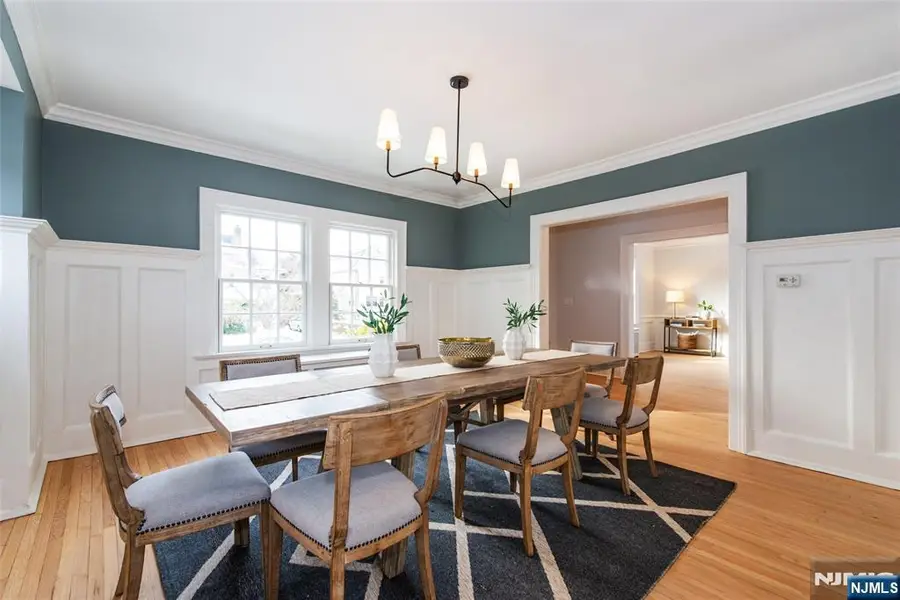 25 Melrose Place, Montclair, NJ 07042 - Image #3