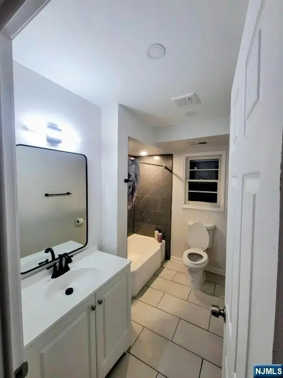 181 Hollywood Avenue, Irvington, NJ 07111 - Image #2