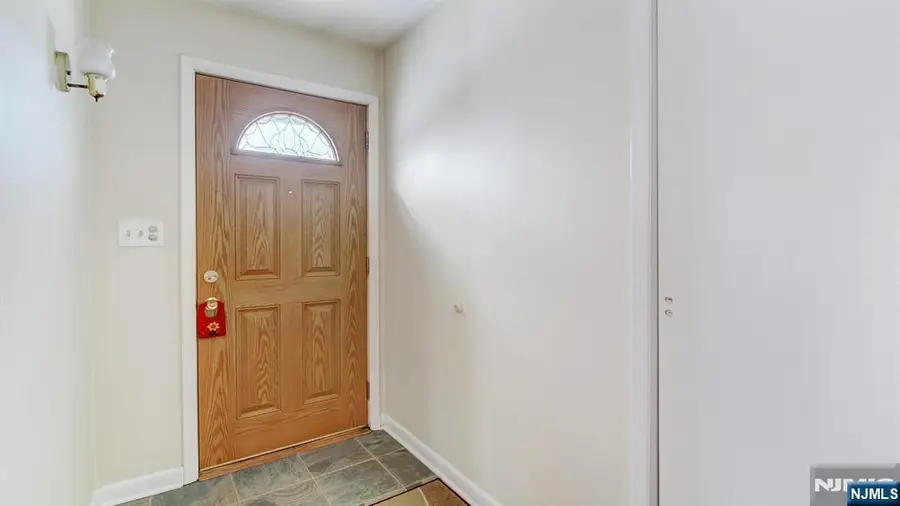 25 Woodland Avenue, West Orange, NJ 07052 - #3