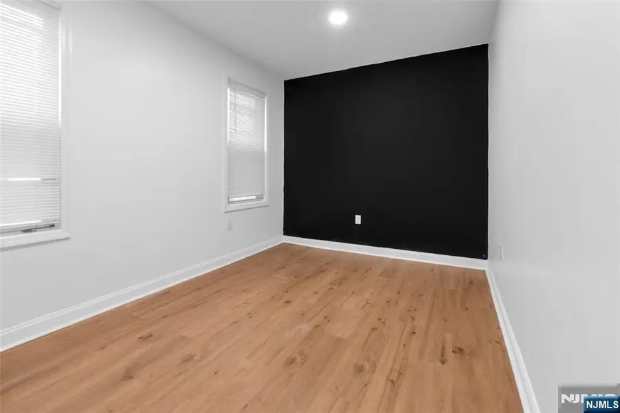 45 Seymour Avenue, Newark, NJ 07108 - Image #3