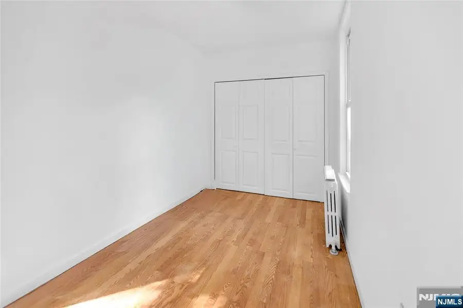 564 Hudson Avenue, Weehawken, NJ 07086 - Image #2