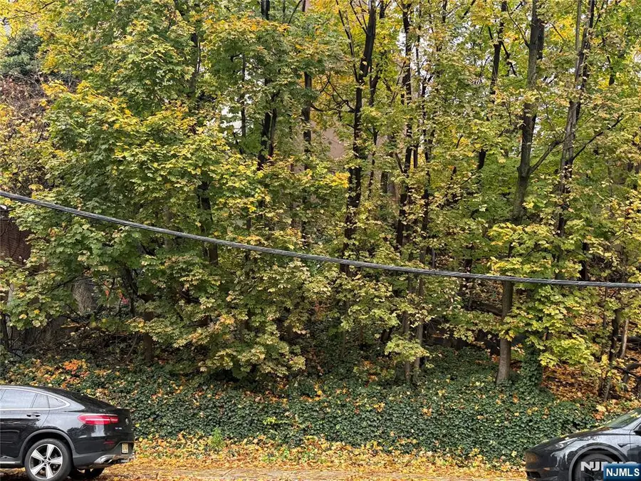 616 Gregory Avenue, Weehawken, NJ 07086 - Image #2