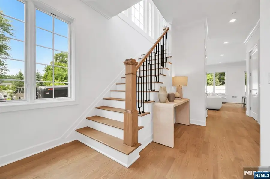 11 Gabriel Court 11, Paramus, NJ 07652 - #3