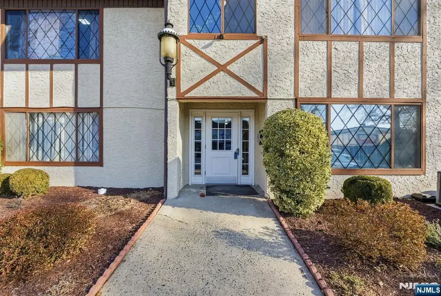 192 Burnett Avenue 15, Maplewood, NJ 07040 - Image #3