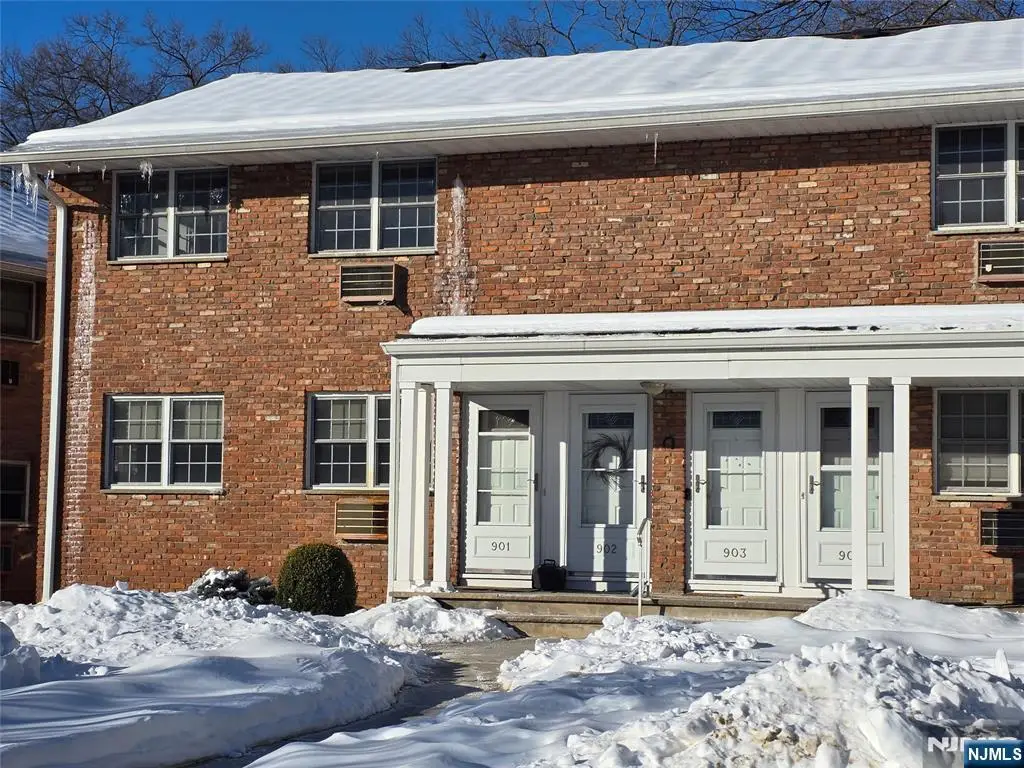 901 Washington Drive, Ramsey, NJ 07446 - #1