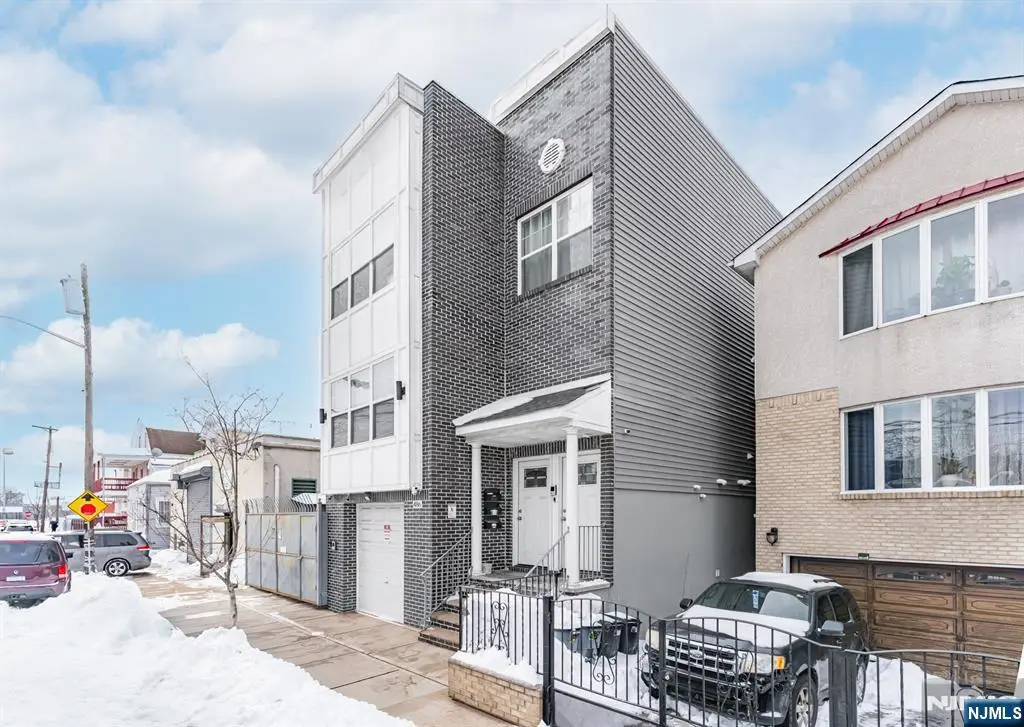 486 4th Street, Newark, NJ 07107 - Image #1
