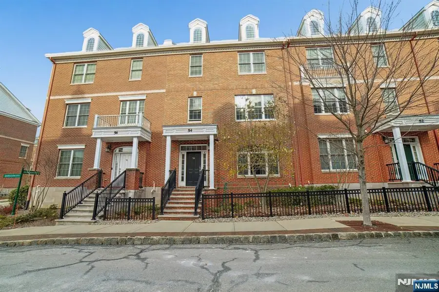 54 Carillon Circle, Livingston, NJ 07039 - Image #2