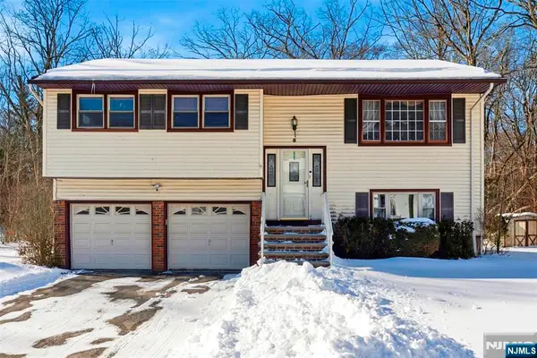 5 Downstream Drive, Mount Olive Township, NJ 07836