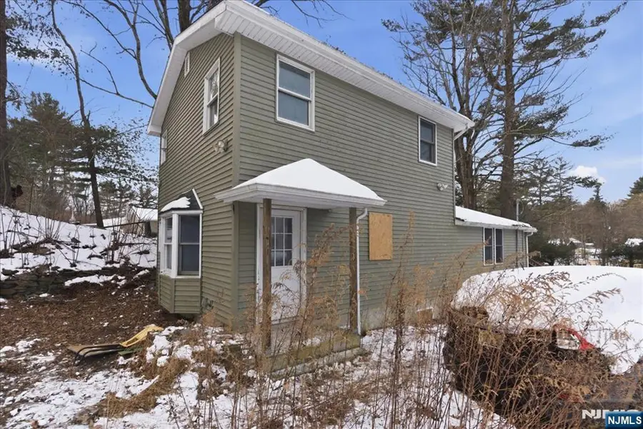 1836 Clinton Road, West Milford, NJ 07421 - Image #2