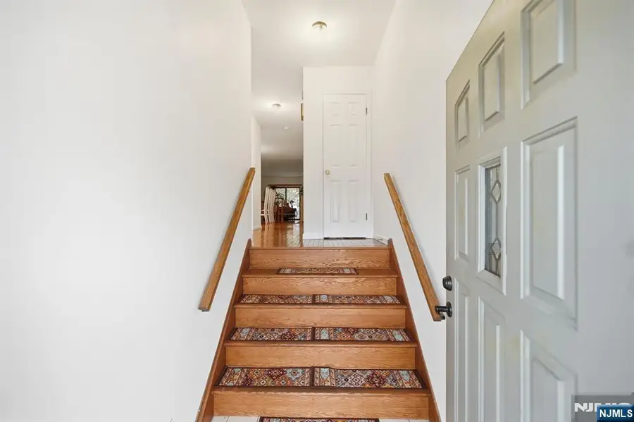 5 Mountain Ridge Road UC1, Bloomingdale, NJ 07403 - Image #2