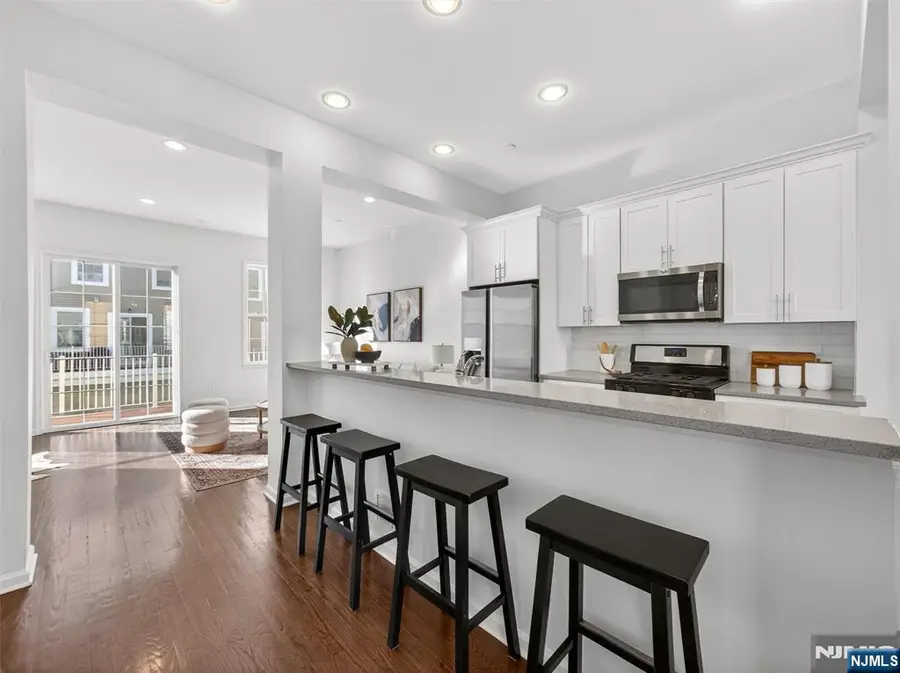 25 Roosevelt Drive, Wood Ridge, NJ 07075 - #3