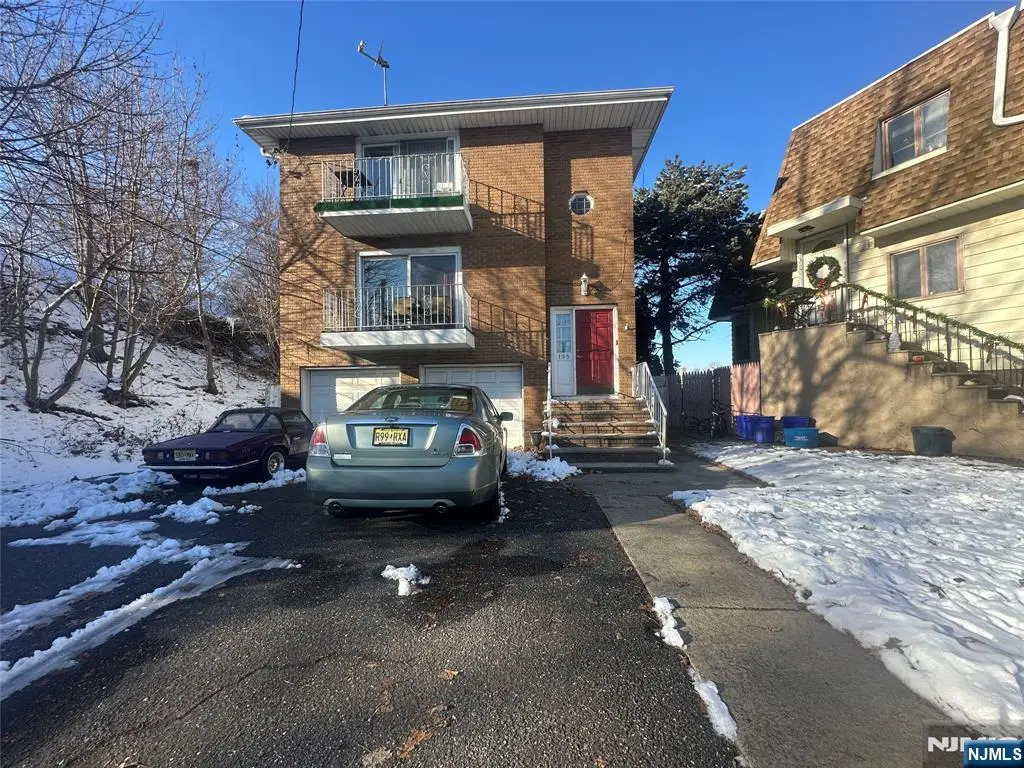 135 Jay Avenue, Lyndhurst, NJ 07071 - #1