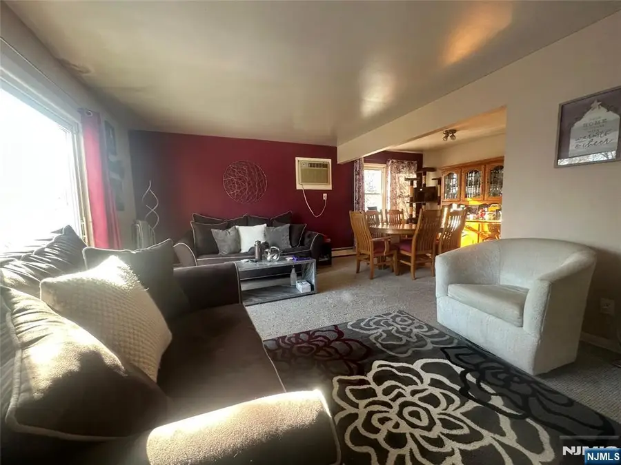 135 Jay Avenue, Lyndhurst, NJ 07071 - #3