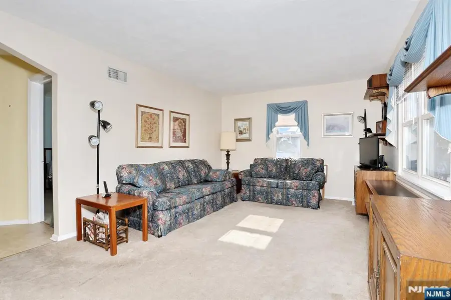 7 Overlook Drive, Dumont, NJ 07628 - Image #3